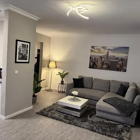 公寓 Kurstadt Moderne 2zkb Balkon-pkw- Stellplatz Check-in 7-24 H